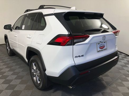 New 2025 Toyota RAV4 XLE image 7