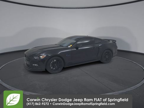 Used 2017 Ford Mustang GT Premium w/ Equipment Group 401A image 9