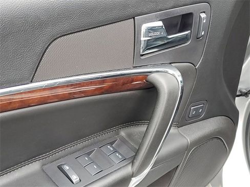 Used 2012 Lincoln MKZ image 14