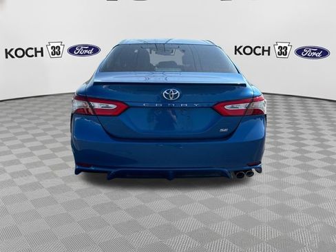 Used 2018 Toyota Camry SE w/ Moonroof Package FWD image 7