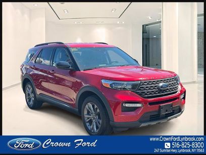 Certified 2023 Ford Explorer XLT w/ Equipment Group 202A