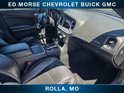 Used 2021 Dodge Charger SXT w/ Leather Interior Group RWD image 18