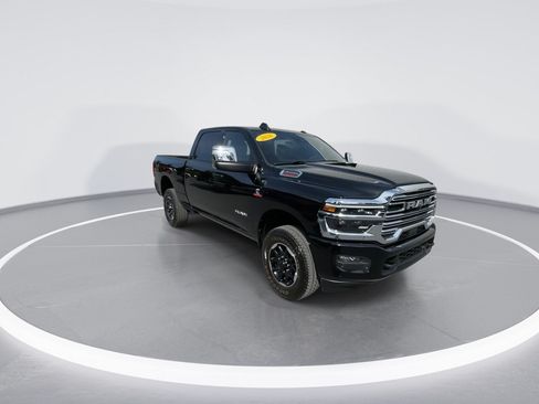 Used 2026 RAM 2500 Laramie AWD/4WD image 8