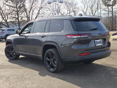 Used 2022 Jeep Grand Cherokee L Altitude image 14