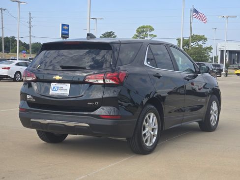 Used 2024 Chevrolet Equinox LT AWD/4WD image 7