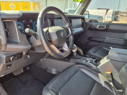 Used 2025 Ford Bronco Badlands AWD/4WD image 11