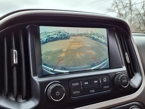 Used 2017 GMC Canyon SLT w/ Trailering Package image 13