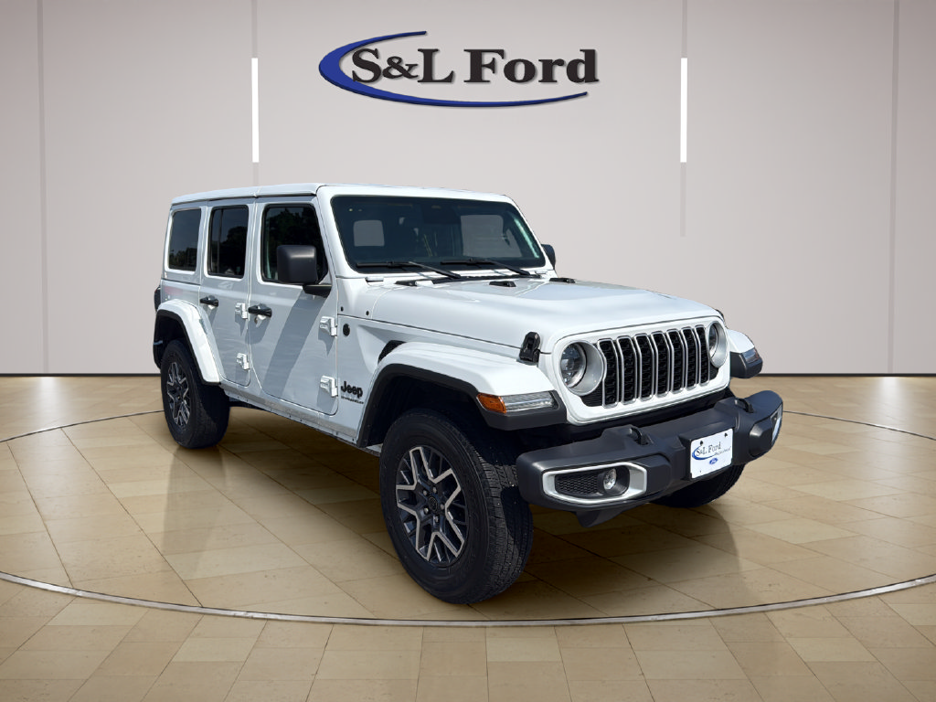 Used 2025 Jeep Wrangler Unlimited Sahara AWD/4WD image 11
