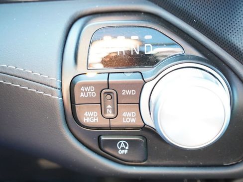 Certified 2024 RAM 1500 Limited image 35