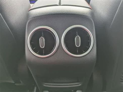 New 2025 Mercedes-Benz GLA 250 GLA 250 image 4