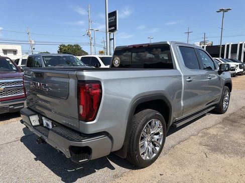 Used 2024 GMC Sierra 1500 Denali AWD/4WD image 6