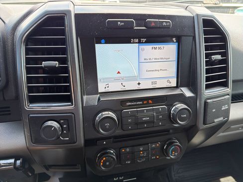 Used 2018 Ford F150 XLT w/ Equipment Group 302A Luxury AWD/4WD image 28