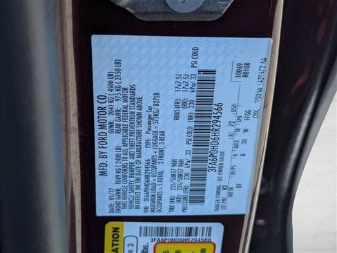 Used 2017 Ford Fusion SE w/ Fusion SE Technology Package FWD image 24