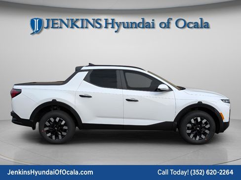 New 2026 Hyundai Santa Cruz SEL FWD image 2