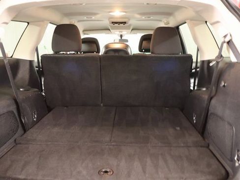 Used 2013 Dodge Journey SXT w/ Flexible Seating Group image 22