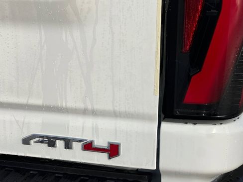 New 2026 GMC Sierra 2500 AT4 w/ AT4 Premium Plus Package image 21