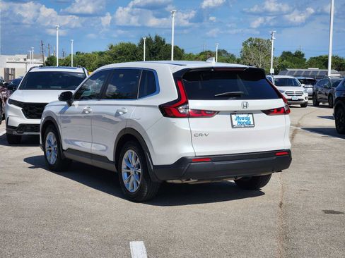 Certified 2024 Honda CR-V EX image 5