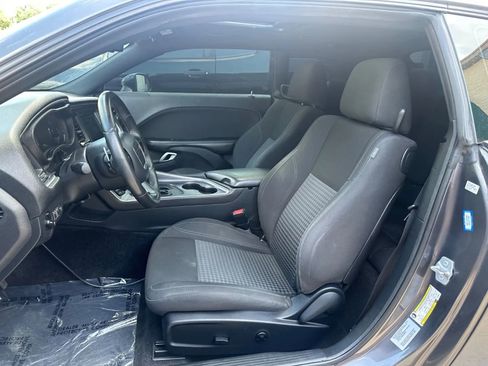 Used 2018 Dodge Challenger SXT w/ Blacktop Package image 11