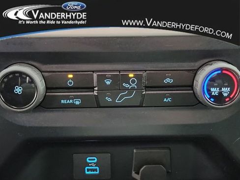 Used 2023 Ford F150 XLT image 29