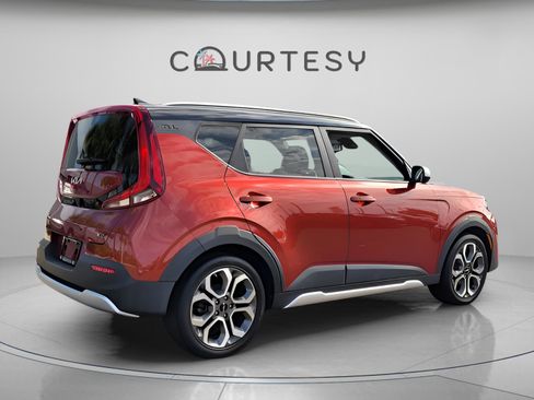Used 2022 Kia Soul X-Line image 5