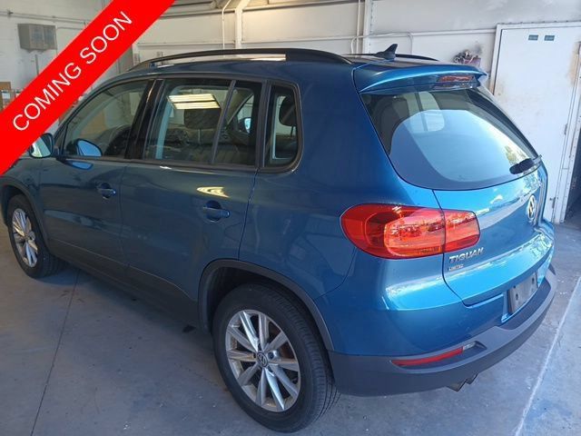 Used 2017 Volkswagen Tiguan Limited w/ Premium Package FWD image 4