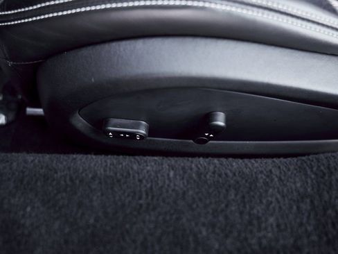 Used 2018 Ferrari 488 Spider image 41