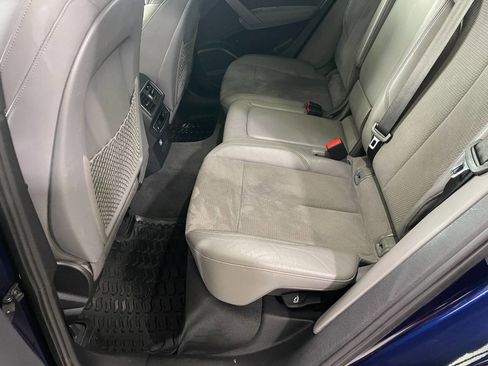 Used 2018 Audi SQ5 Premium Plus w/ Navigation Package image 21