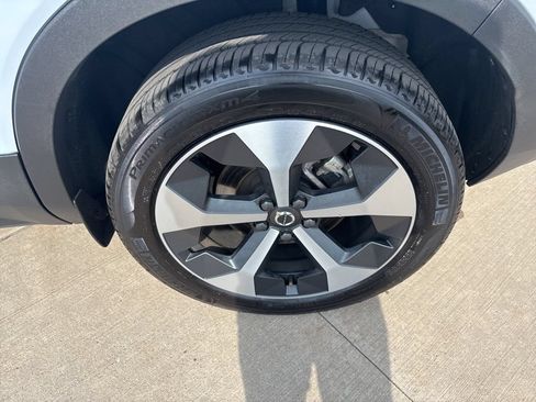 Certified 2026 Volvo XC40 B5 Plus AWD/4WD image 14