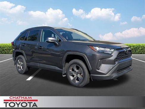 Used 2024 Toyota RAV4 XLE w/ Convenience Package FWD image 1