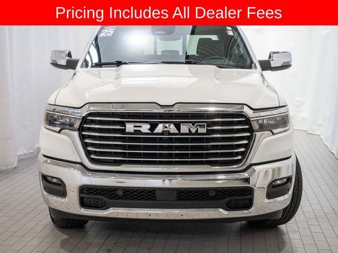 Used 2025 RAM 1500 Laramie AWD/4WD image 2