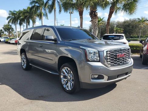 Used 2019 GMC Yukon XL SLT w/ Open Road Package image 7