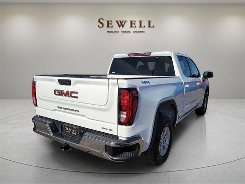 Used 2023 GMC Sierra 1500 SLE image 5
