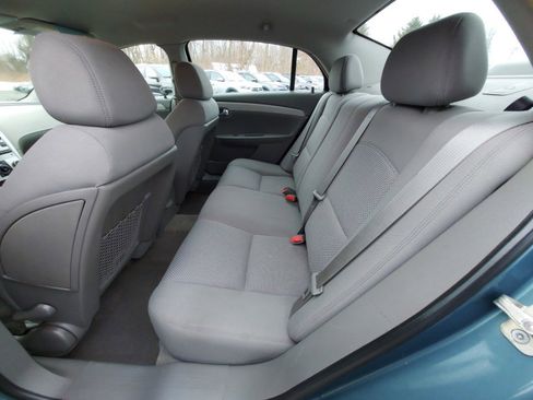Used 2009 Chevrolet Malibu LS image 9