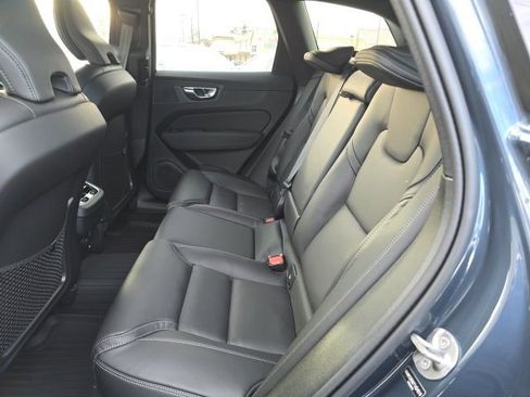 New 2026 Volvo XC60 B5 Ultra w/ Climate Package AWD/4WD image 19