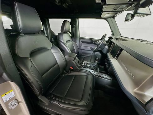 Certified 2025 Ford Bronco Outer Banks AWD/4WD image 34