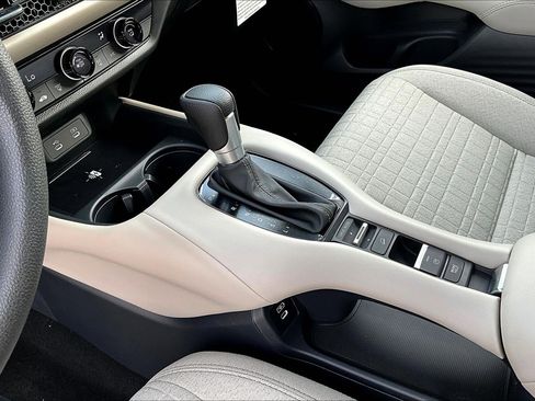 New 2026 Honda HR-V LX image 12