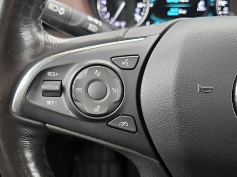 Used 2018 Buick Enclave Avenir w/ Avenir Technology Package image 28