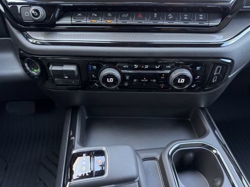 New 2026 Chevrolet Silverado 1500 ZR2 w/ ZR2 Bison Edition AWD/4WD image 16