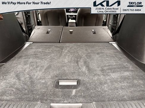 Used 2025 Chevrolet Trax LT FWD image 22