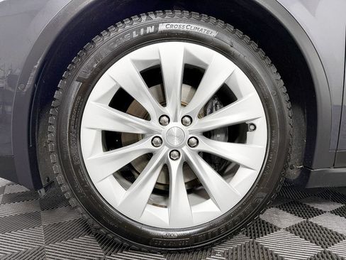 Used 2018 Tesla Model X 75D AWD/4WD image 25