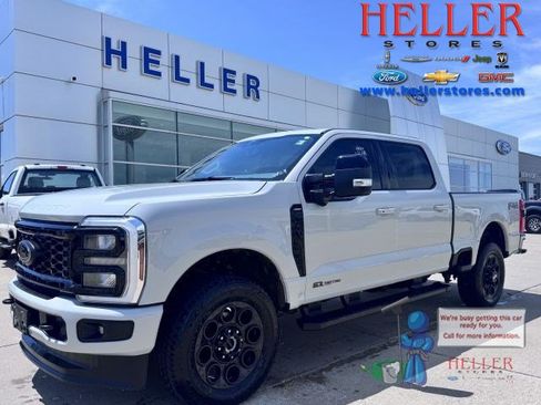 Used 2025 Ford F250 Lariat w/ Black Appearance Package AWD/4WD image 1