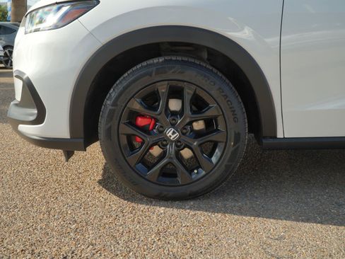 Used 2024 Honda HR-V Sport image 16