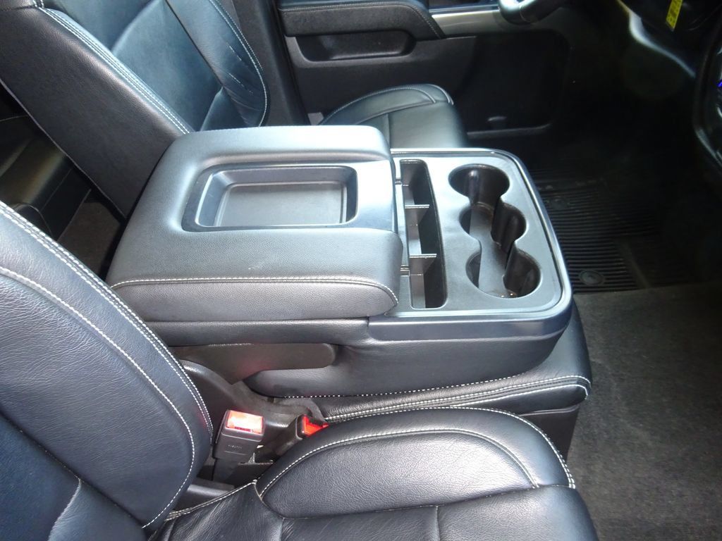Used 2018 Chevrolet Silverado 1500 LT w/ All Star Edition RWD image 18