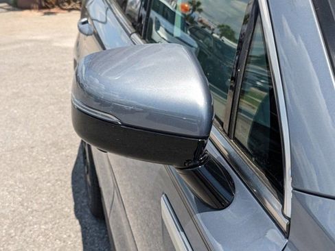 Used 2024 Kia Sorento SX image 11