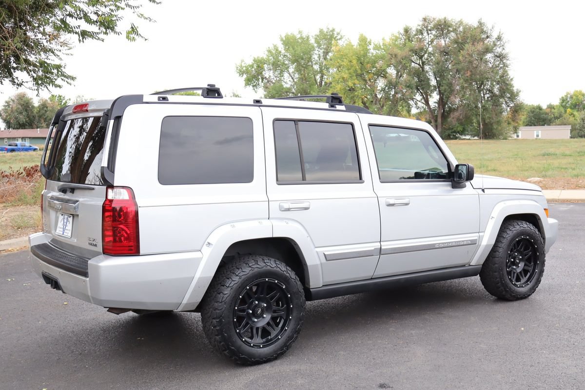 Used 2006 Jeep Commander Limited w/ Trailer Tow Group IV AWD/4WD image 4