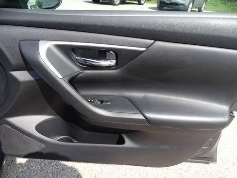 Used 2016 Nissan Altima 2.5 S FWD image 35