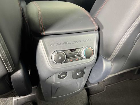 Used 2025 Ford Explorer ST AWD/4WD image 24