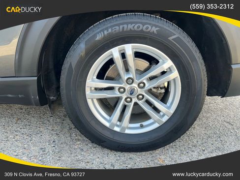 Used 2020 Ford Explorer XLT RWD image 9