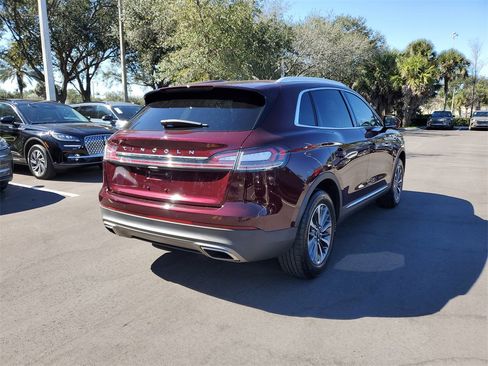 Certified 2022 Lincoln Nautilus FWD w/ Premium Package image 4