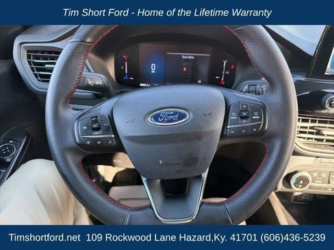 Used 2025 Ford Escape ST-Line AWD/4WD image 21